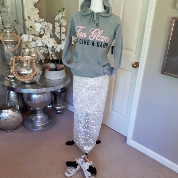 NWT Ardene grey “Too Glam" graphic print hooded sweatshirt, S - Picture 3 of 11